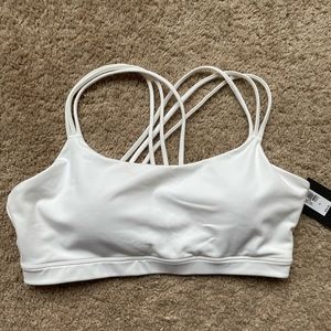 Gap Fit NWT Eclipse Sports Bra